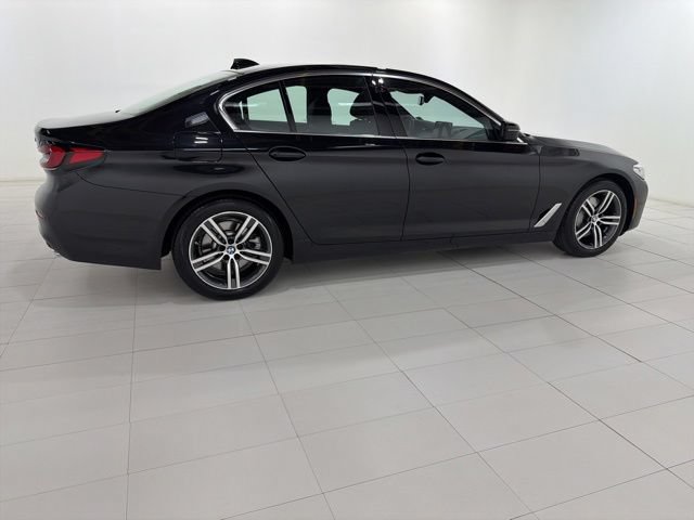 Certified 2023 BMW 530i xDrive w/ Premium Package AWD/4WD image 37