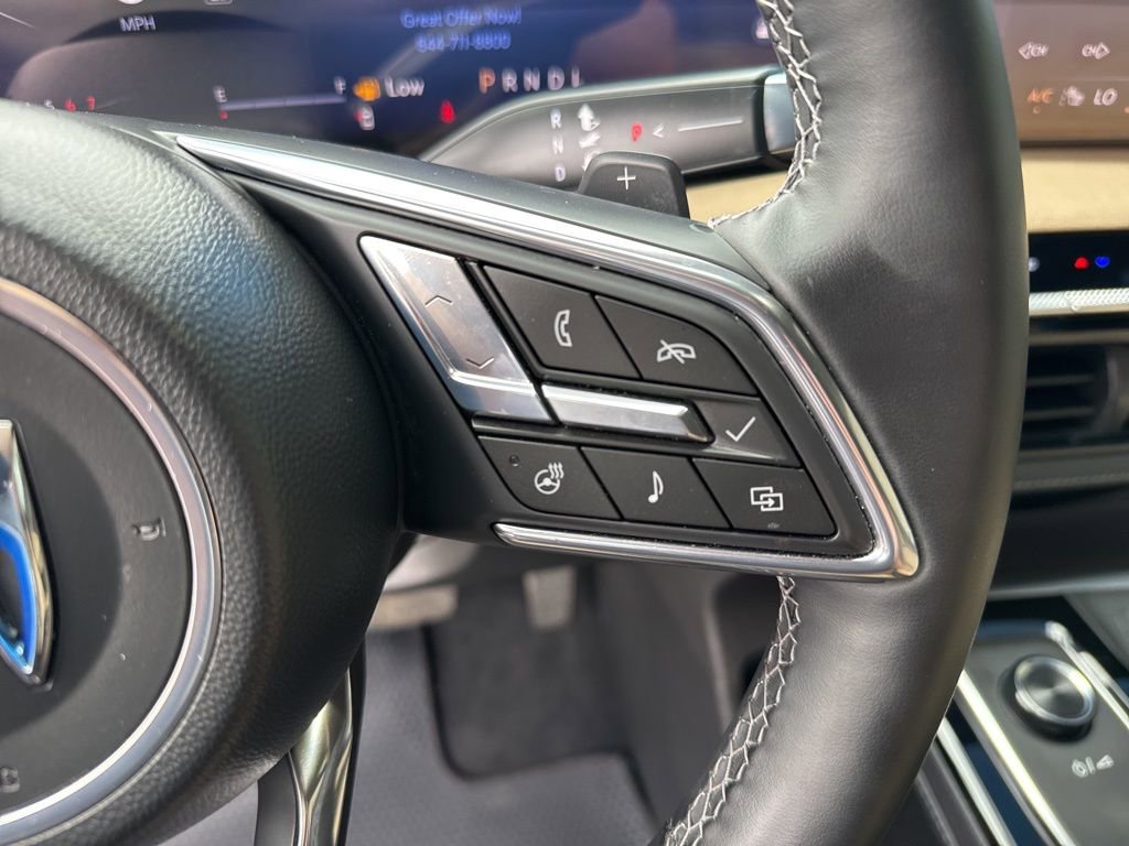 Used 2025 Buick Enclave Preferred w/ Power Package image 22