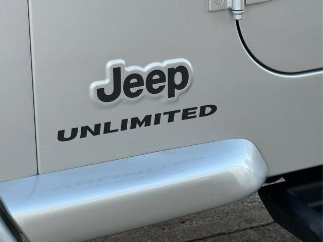 Used 2005 Jeep Wrangler Unlimited image 10