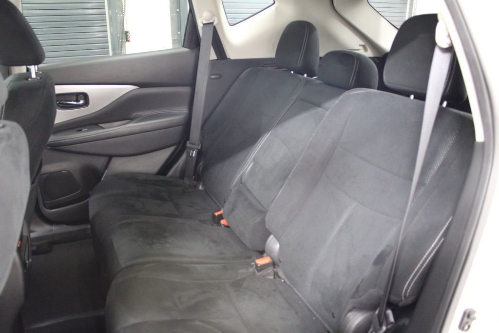 Used 2020 Nissan Murano SV w/ Cargo Package image 35