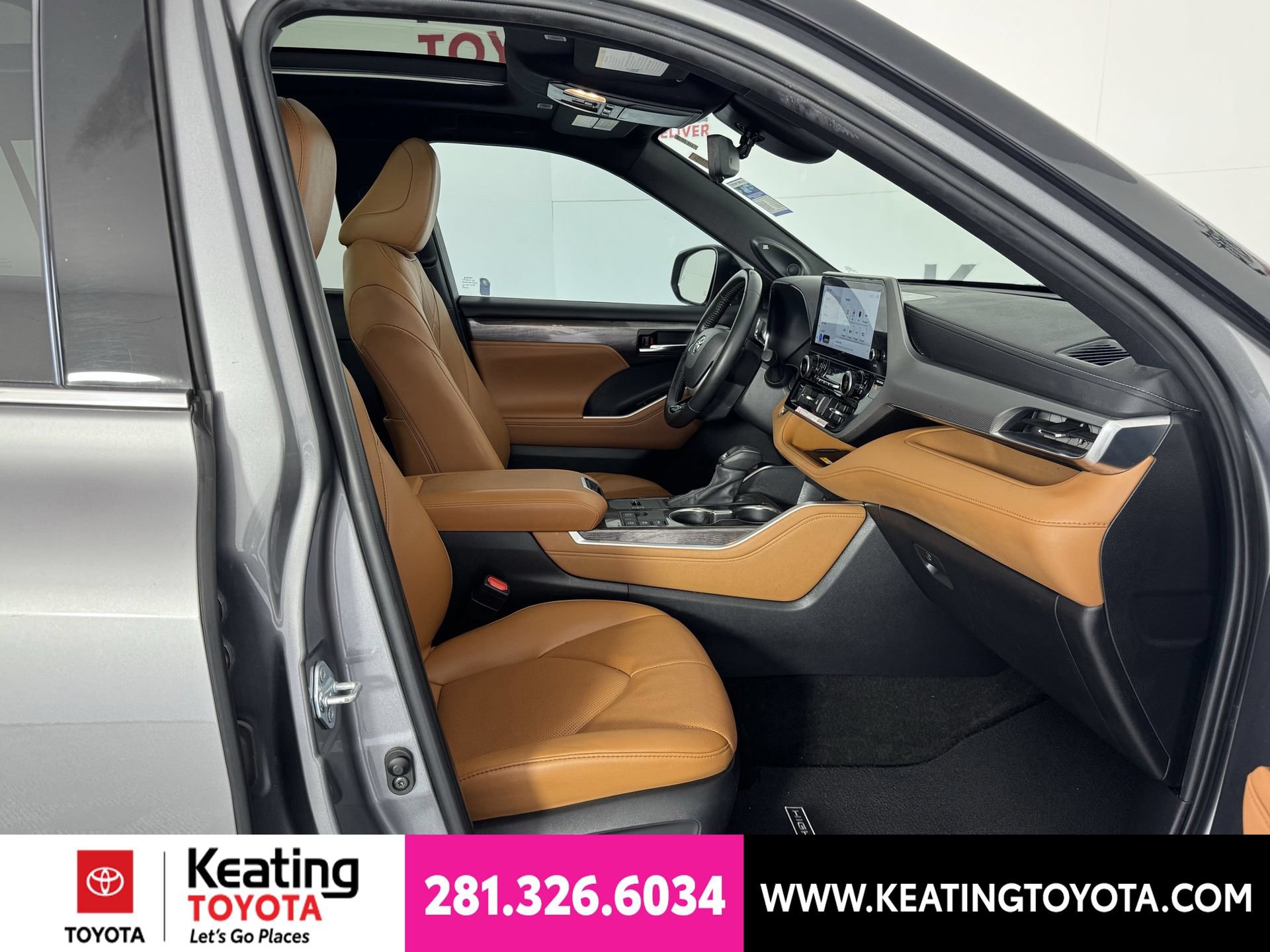 Certified 2025 Toyota Highlander Platinum AWD/4WD image 23