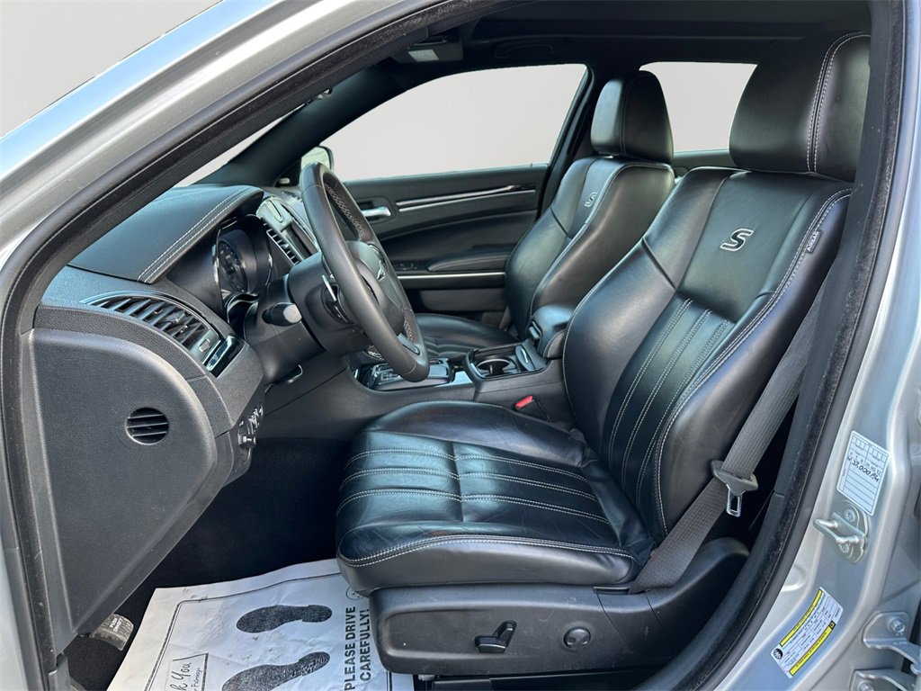 Used 2023 Chrysler 300 S image 24