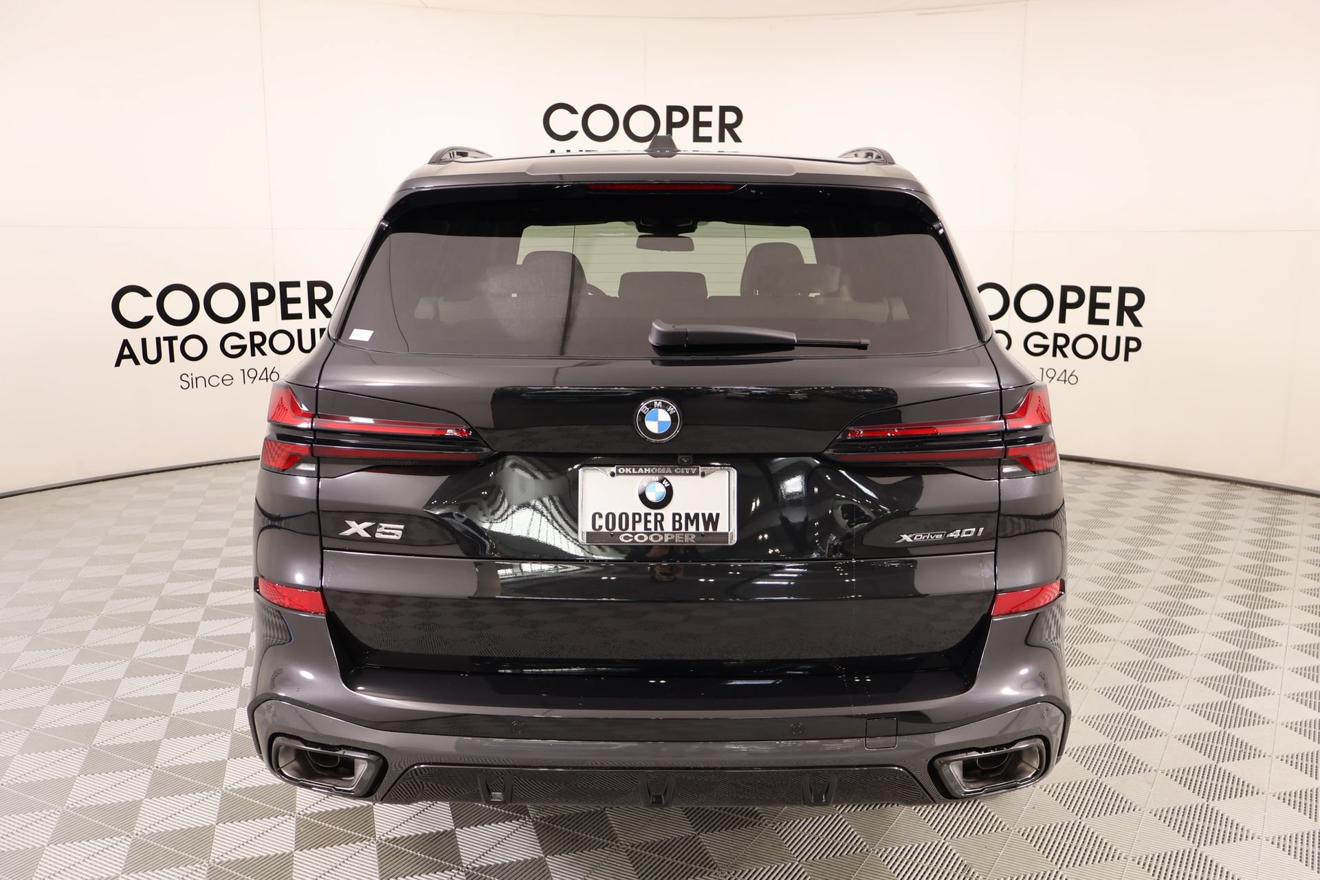 New 2026 BMW X5 xDrive40i w/ M Sport Package AWD/4WD image 22