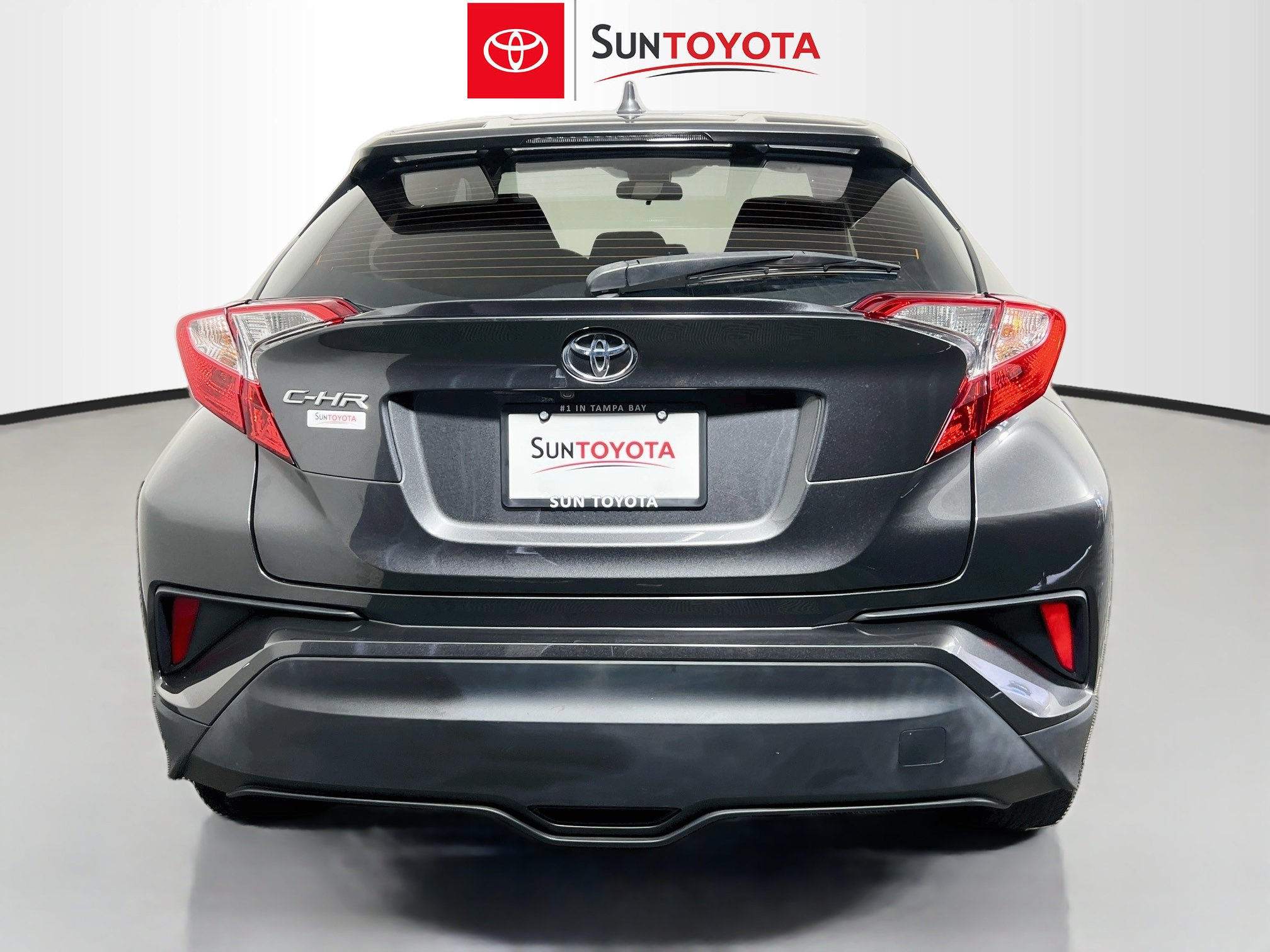 Used 2021 Toyota C-HR LE FWD image 5