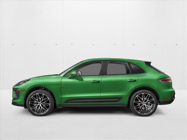 New 2026 Porsche Macan GTS image 2