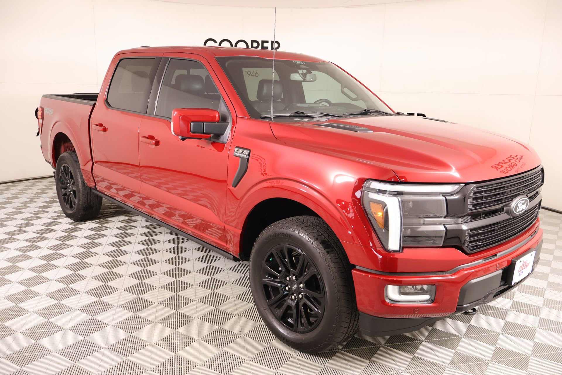 Used 2025 Ford F150 Platinum w/ FX4 Off-Road Package AWD/4WD image 1
