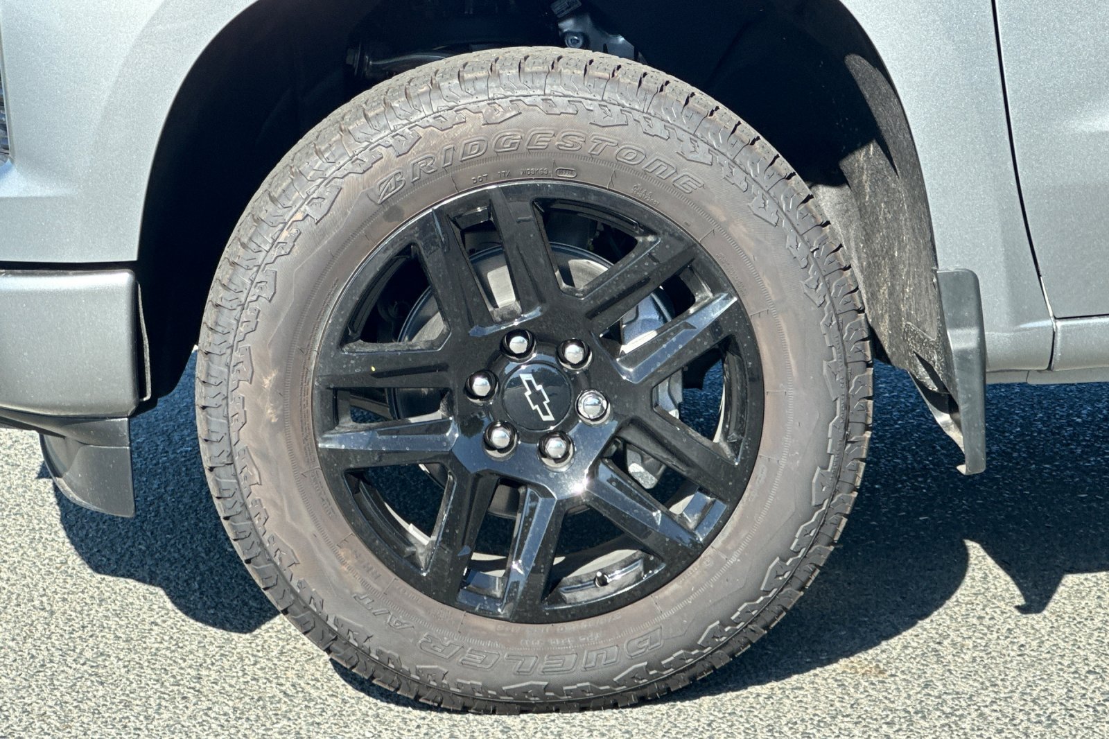 New 2026 Chevrolet Silverado 1500 RST w/ Dark Appearance Package AWD/4WD image 31