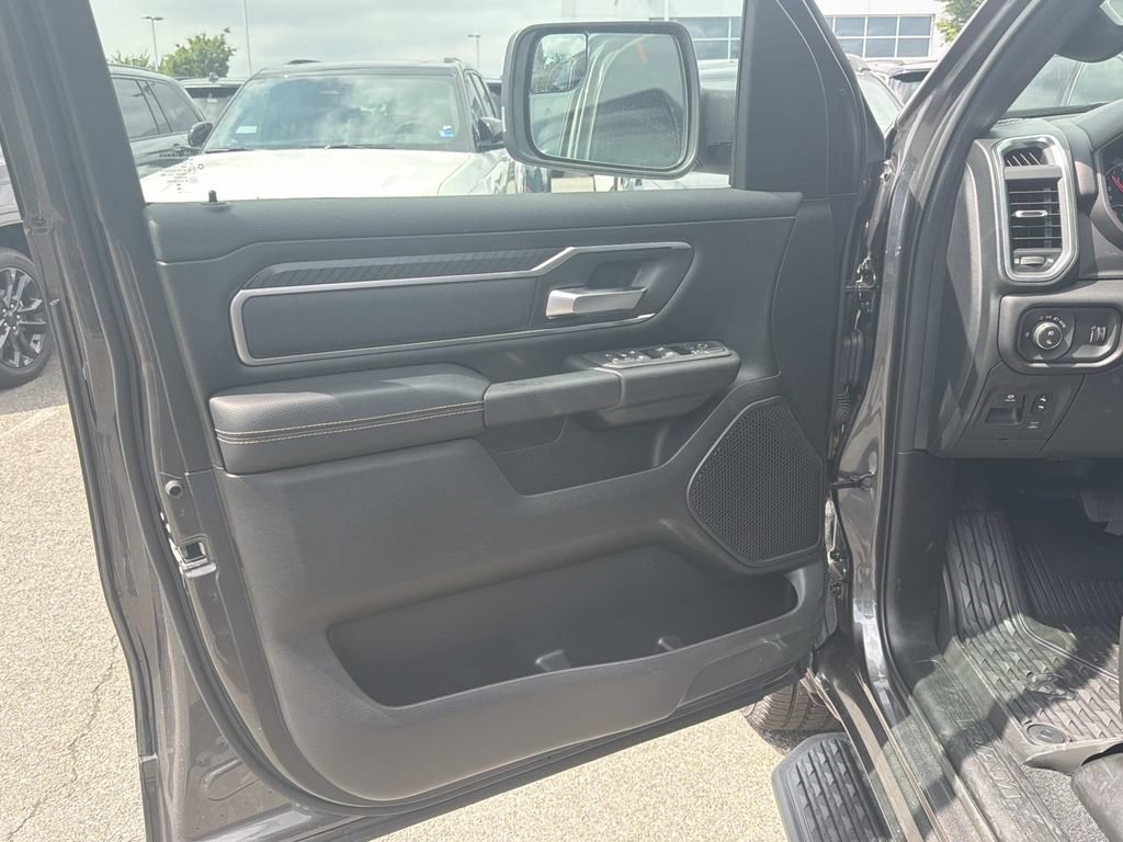 New 2026 RAM 1500 Big Horn w/ Night Edition AWD/4WD image 12