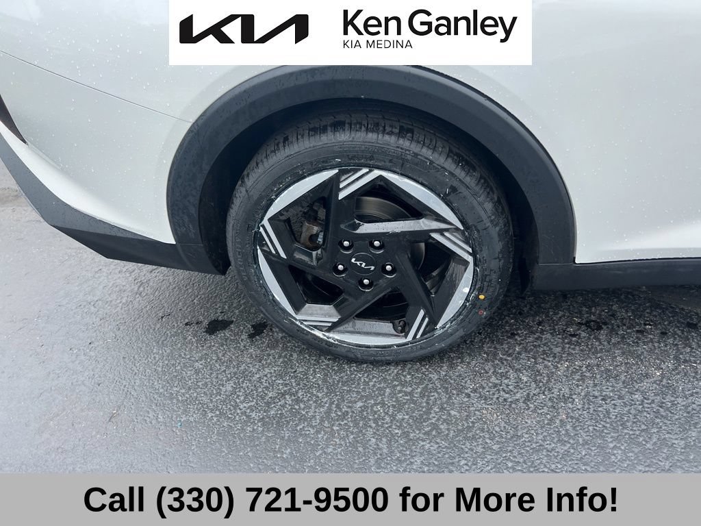 Certified 2025 Kia K4 EX FWD image 23