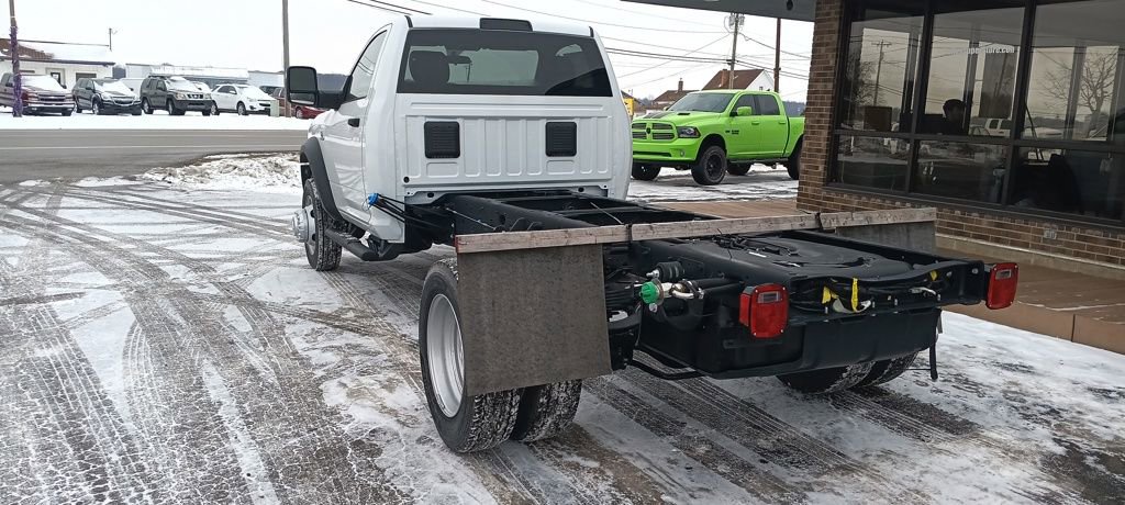 New 2024 RAM 5500 Tradesman image 5