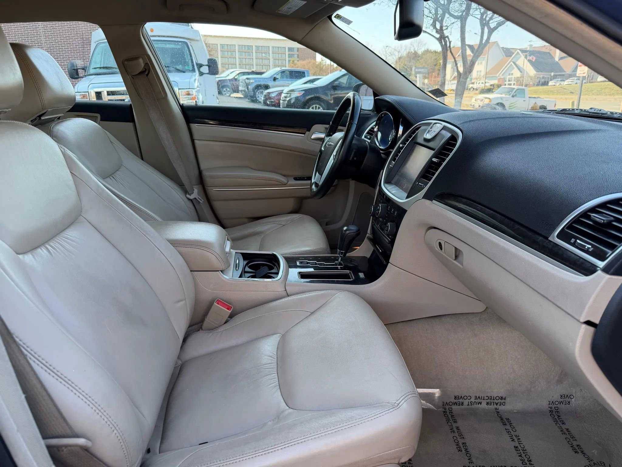 Used 2011 Chrysler 300 Limited image 11