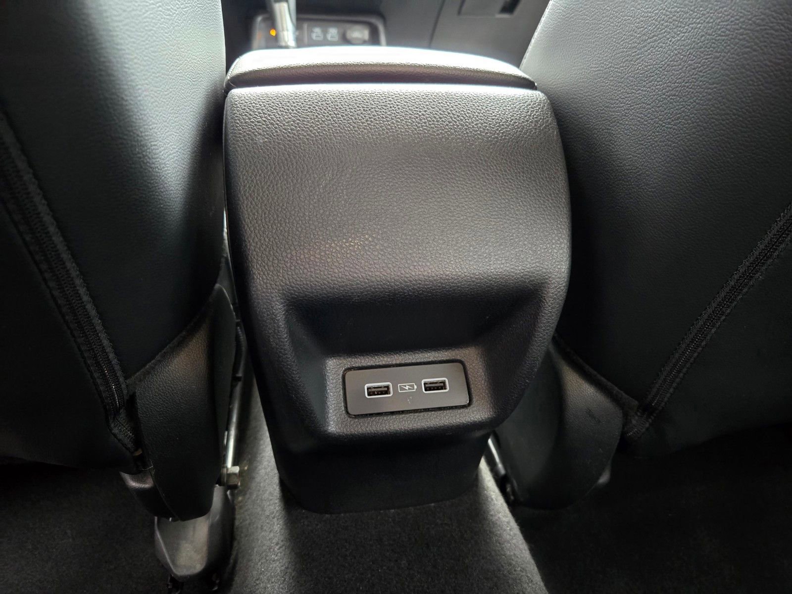 Used 2023 Honda Civic Touring image 11