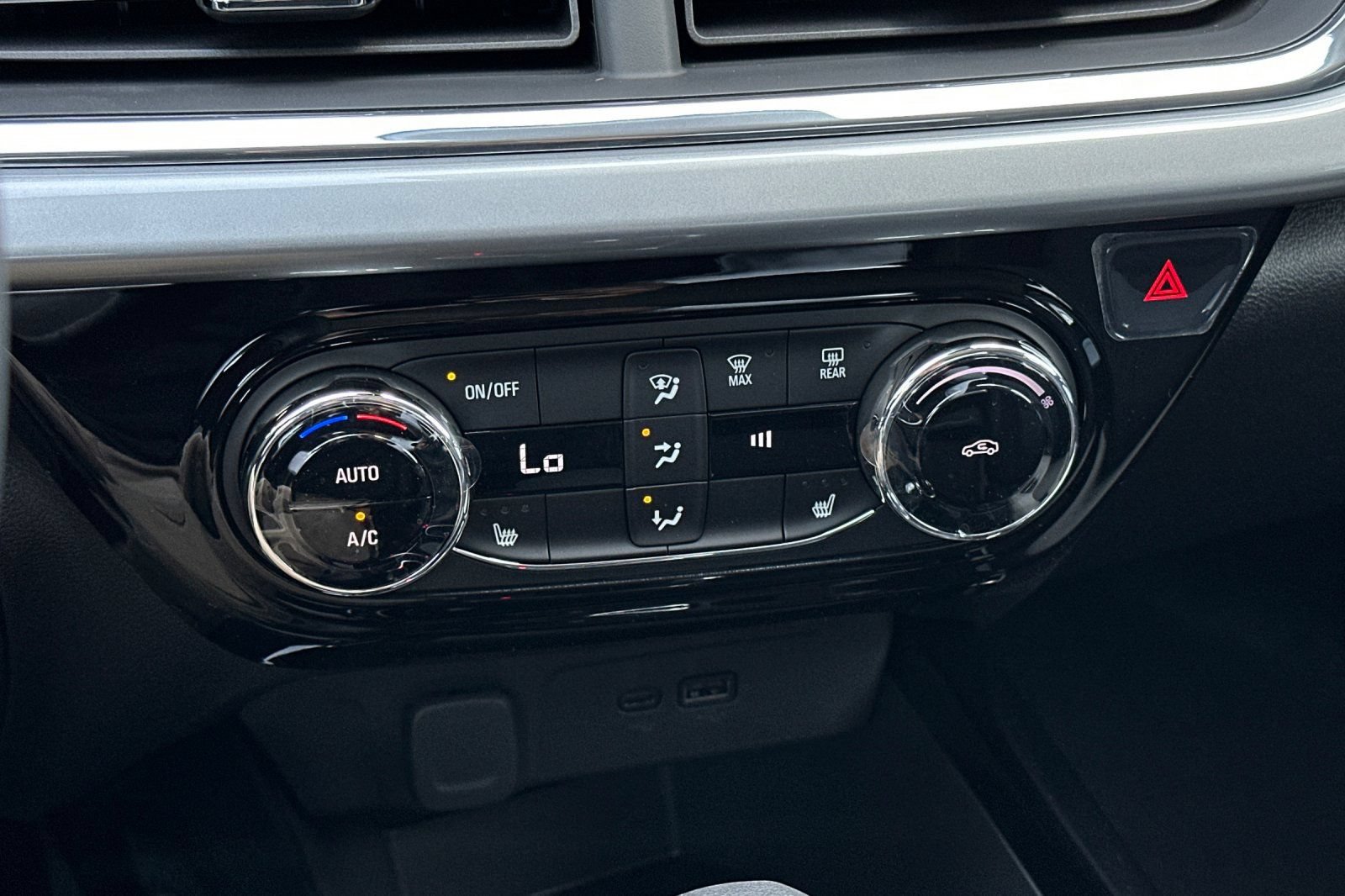 New 2026 Chevrolet Trax LT FWD image 20