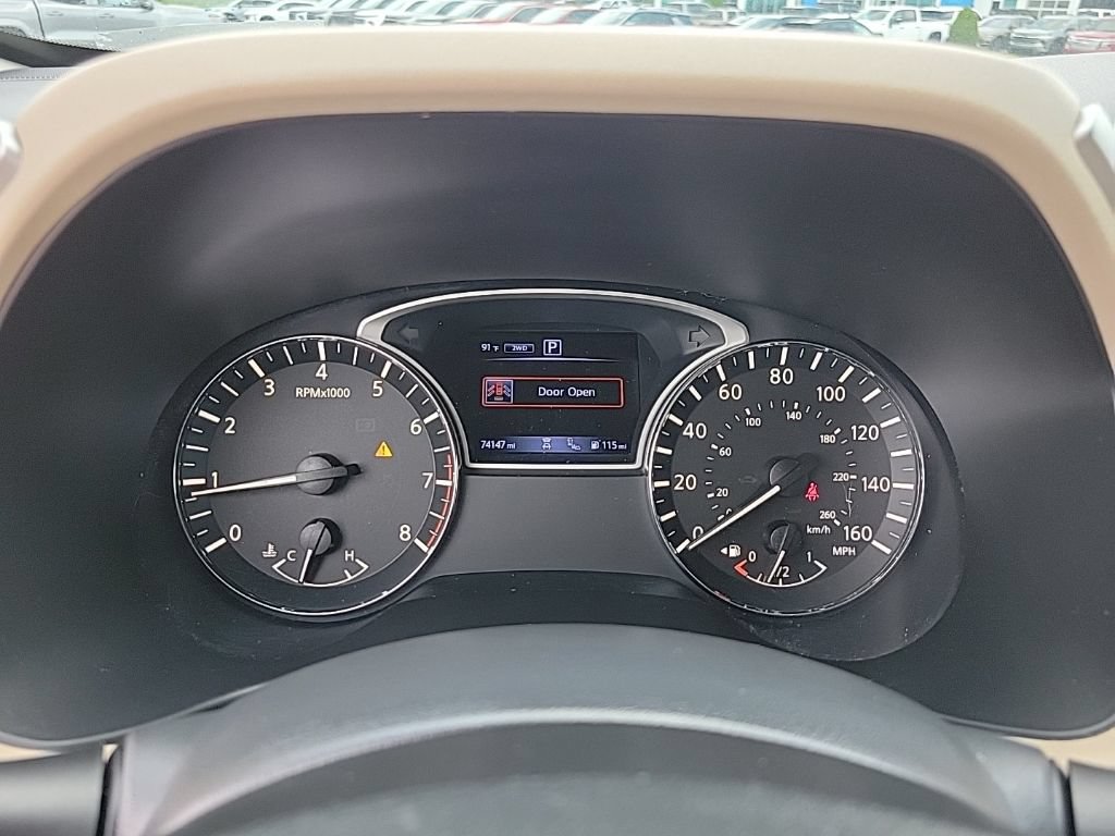 Used 2018 Nissan Pathfinder Platinum AWD/4WD image 29