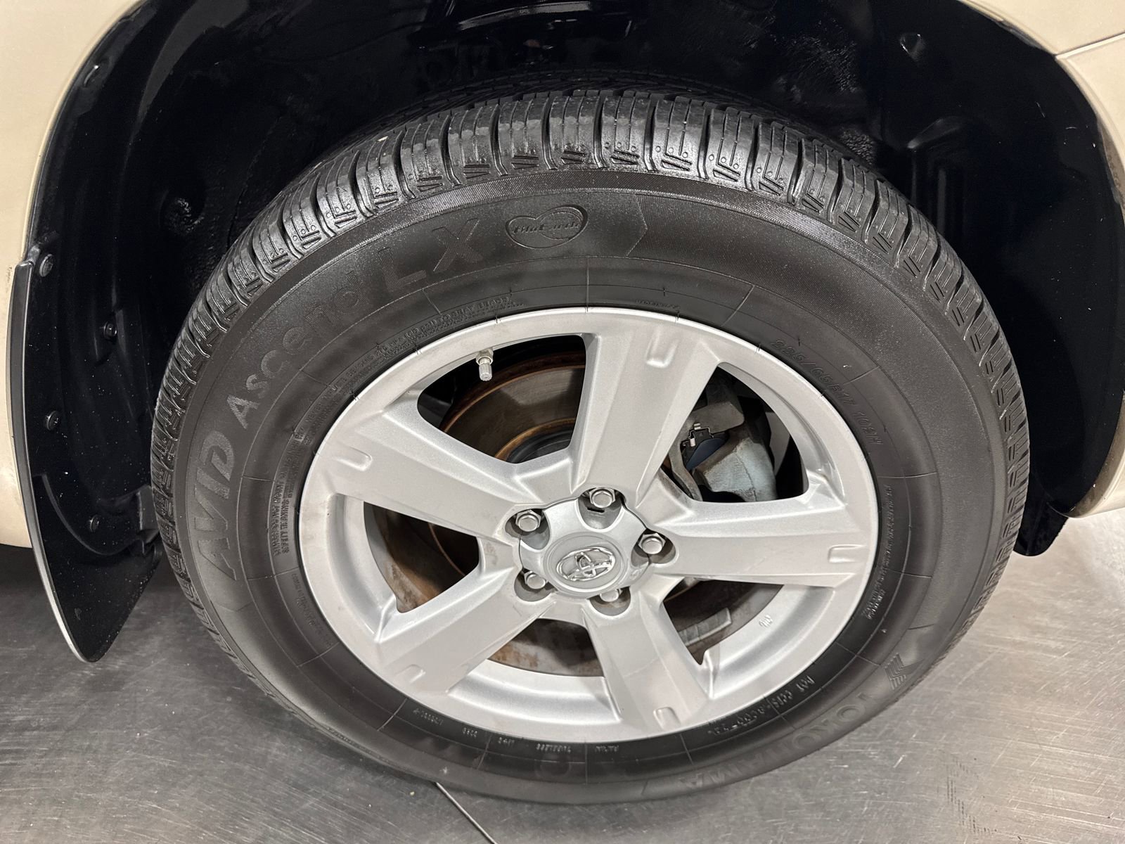 Used 2007 Toyota RAV4 2WD V6 image 14