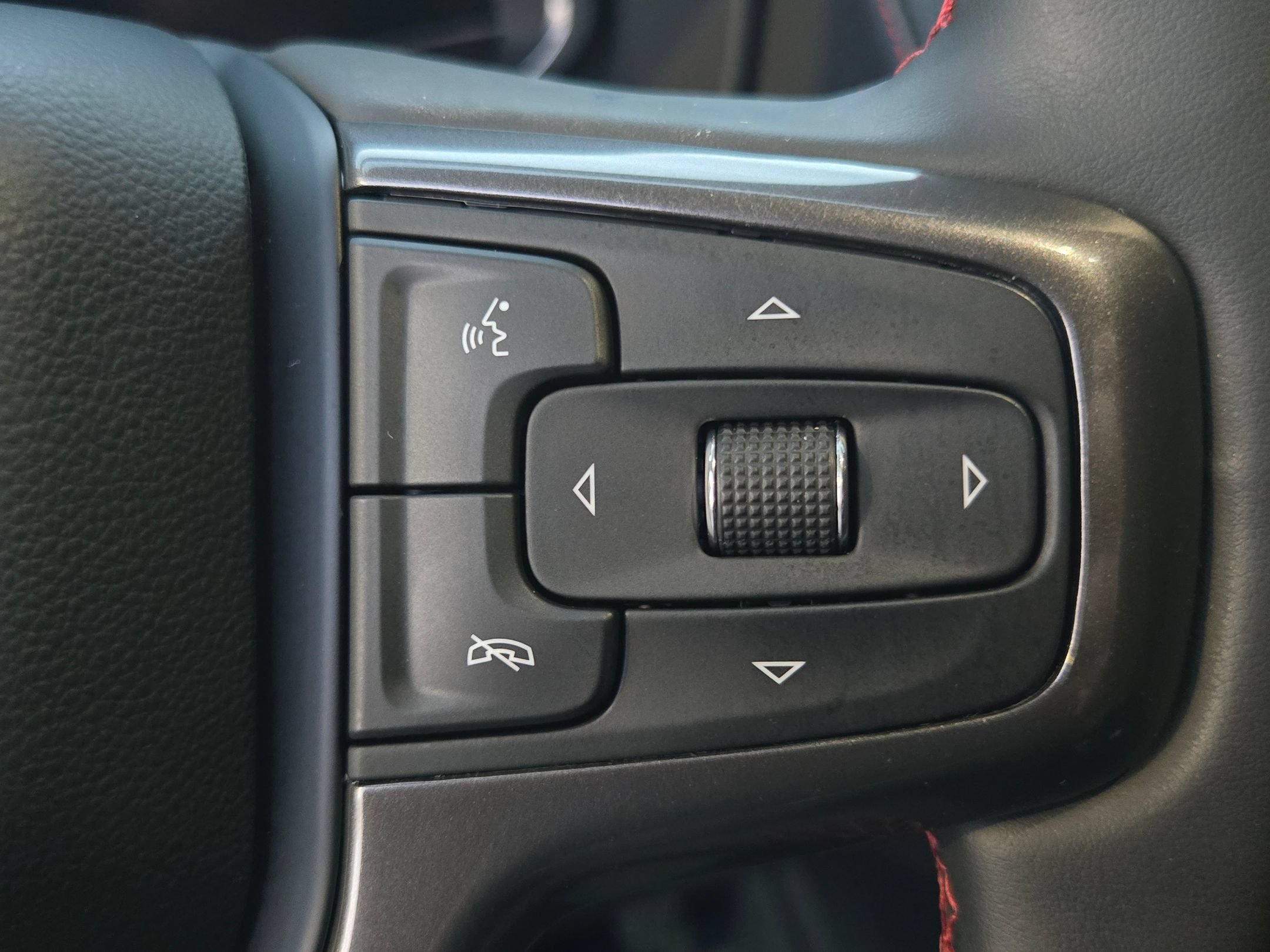 Used 2024 Chevrolet Tahoe RST AWD/4WD image 28