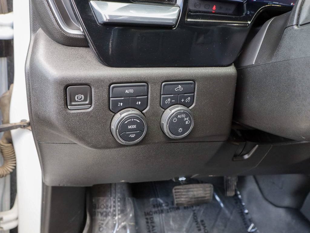 Used 2024 Chevrolet Silverado 1500 LT w/ Protection Package AWD/4WD image 21