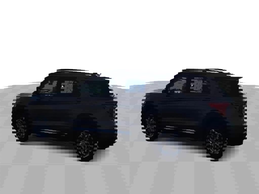 Used 2023 Ford Explorer XLT w/ Equipment Group 202A image 6