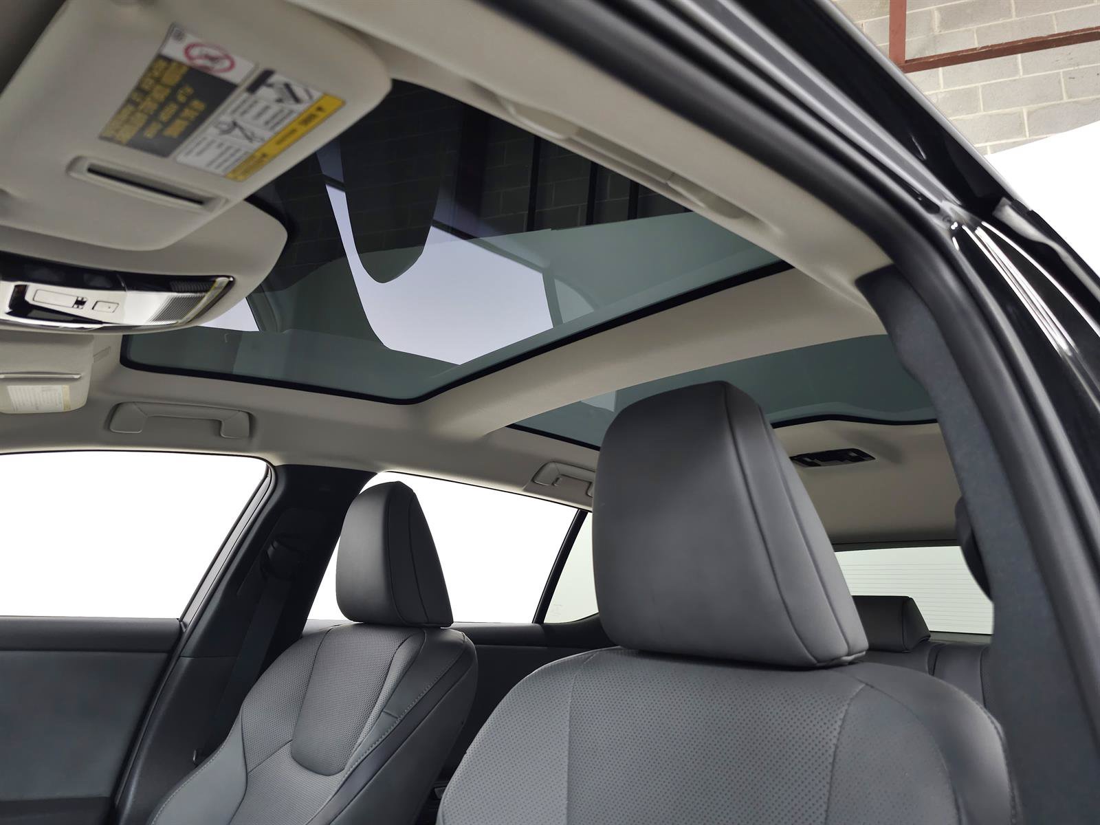 Used 2025 Lexus RZ 300e w/ Accessory Package (2T) FWD image 17