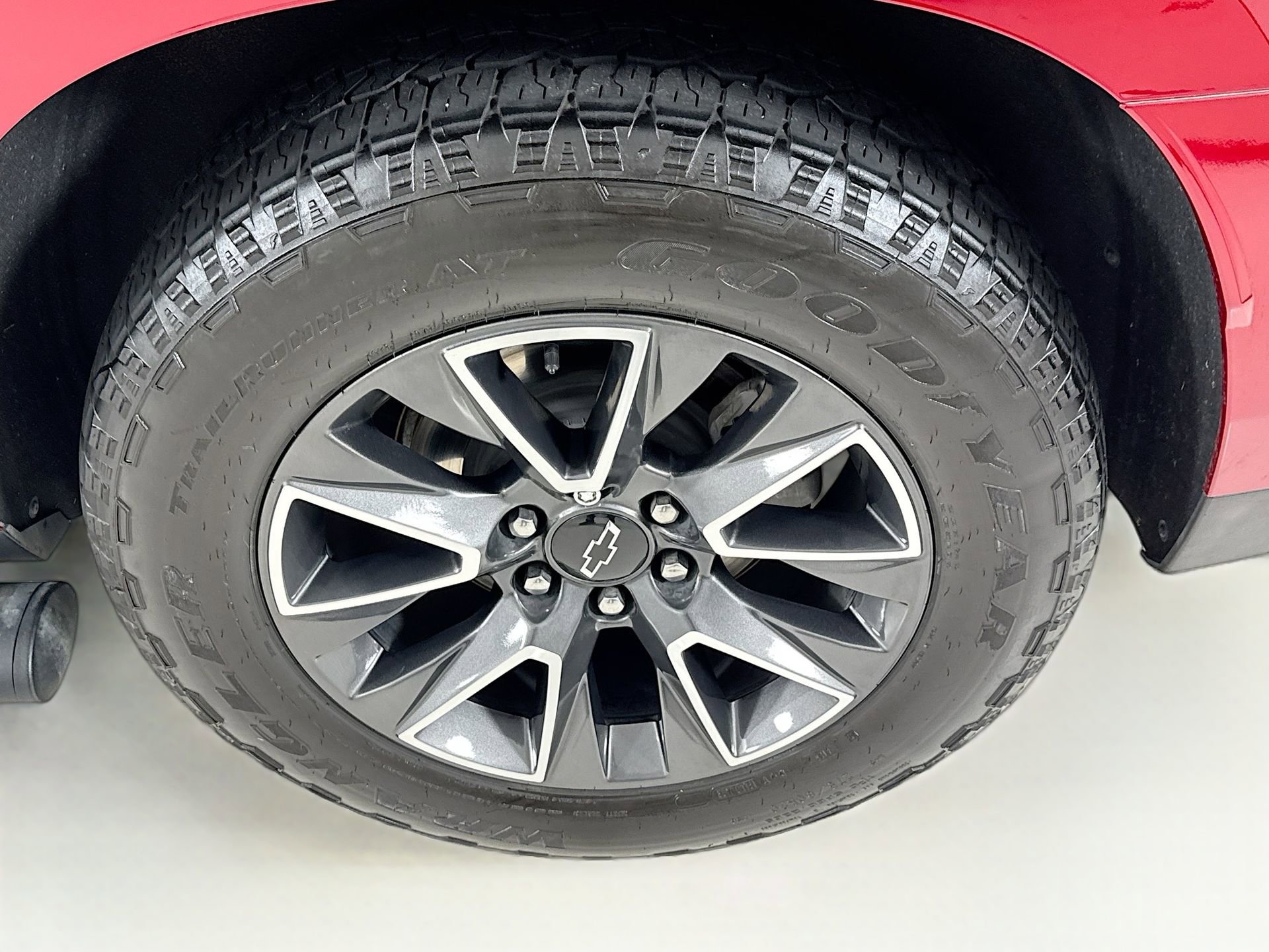 Used 2022 Chevrolet Tahoe Z71 w/ Z71 Off-Road Package image 33