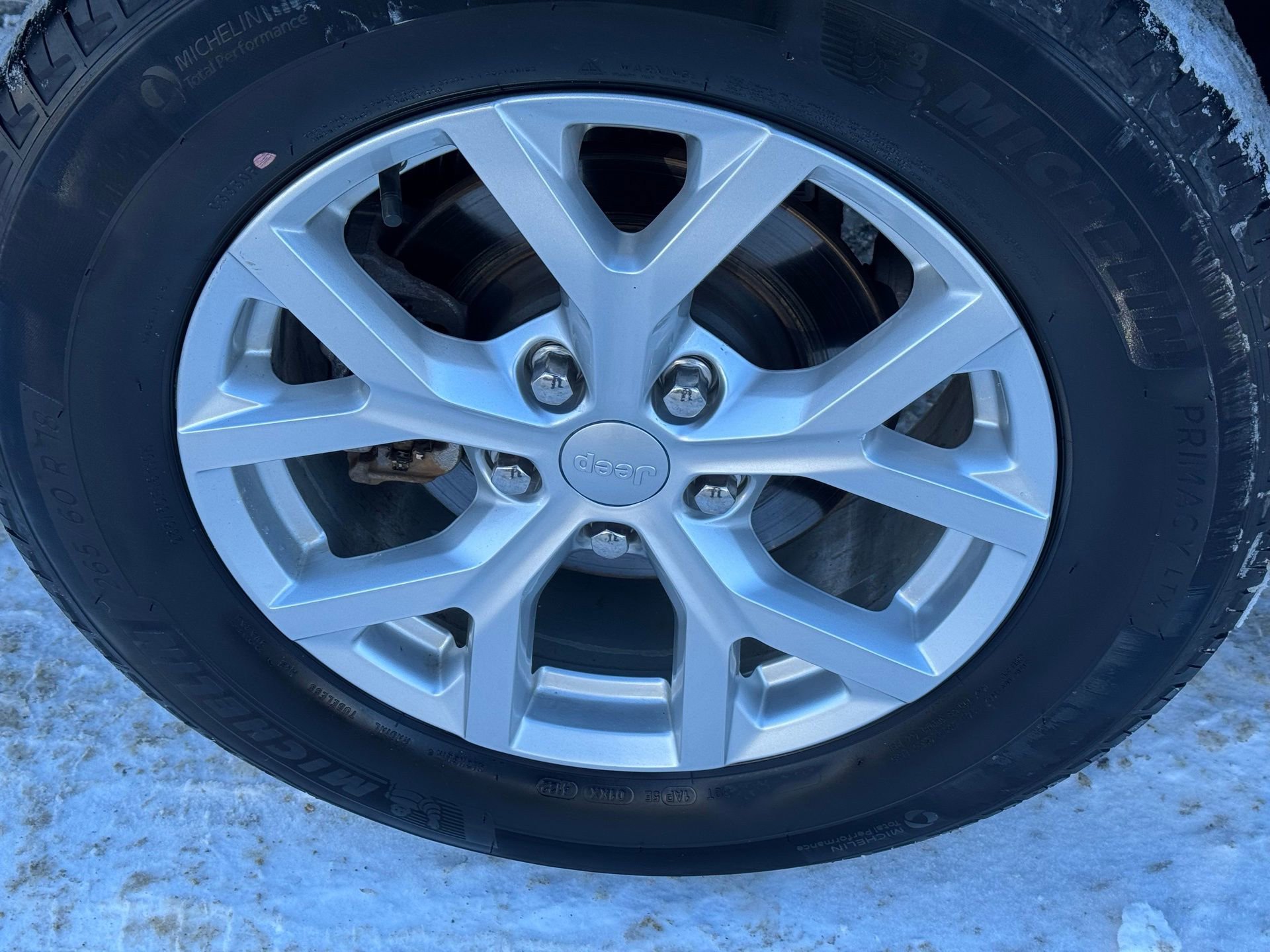 Used 2023 Jeep Grand Cherokee Limited image 11