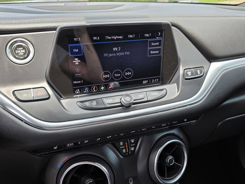 Used 2022 Chevrolet Blazer LT FWD image 17