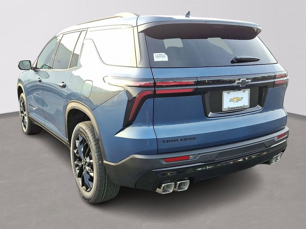 New 2026 Chevrolet Traverse LT image 3