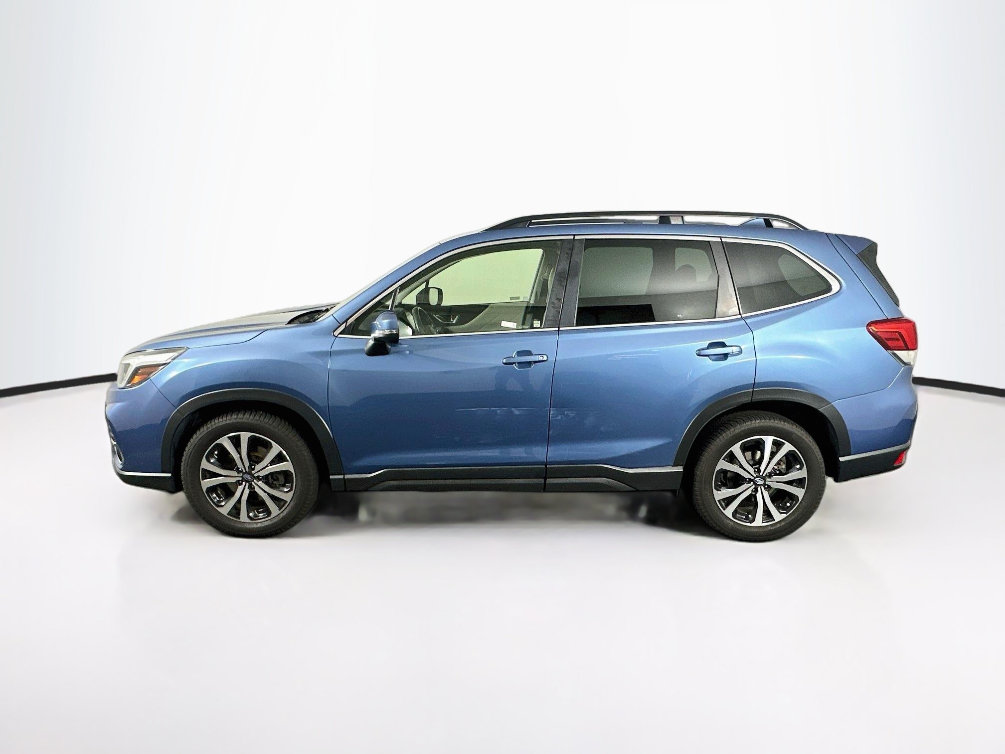 Used 2020 Subaru Forester Limited w/ Popular Package #3 AWD/4WD image 4