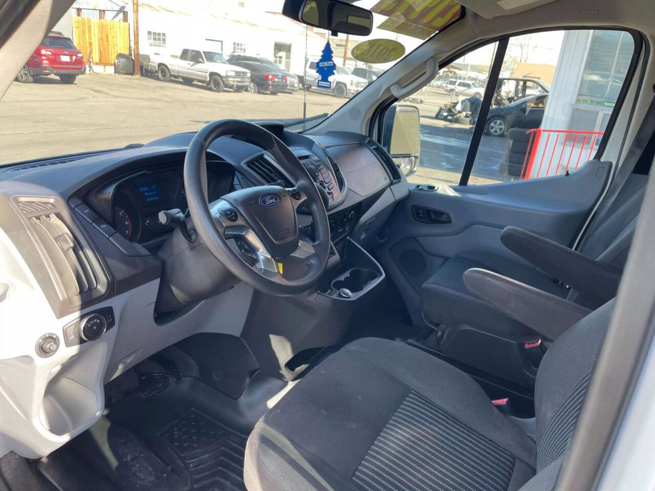 Used 2018 Ford Transit 350 XLT image 13