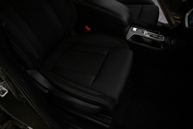 Used 2024 Subaru Ascent Premium w/ Convenience Package image 17