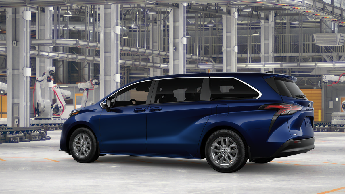 New 2026 Toyota Sienna LE FWD image 7