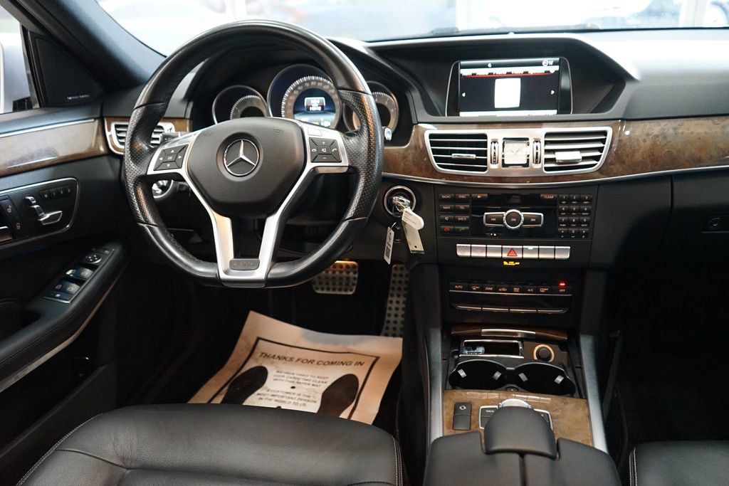 Used 2014 Mercedes-Benz E 350 4MATIC Sedan image 11