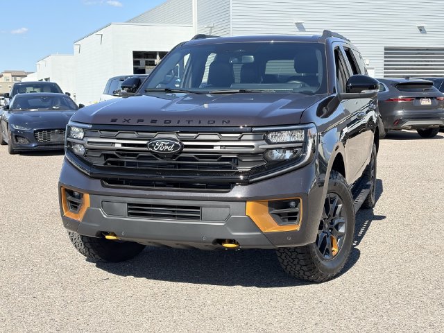 Used 2026 Ford Expedition Tremor AWD/4WD image 3