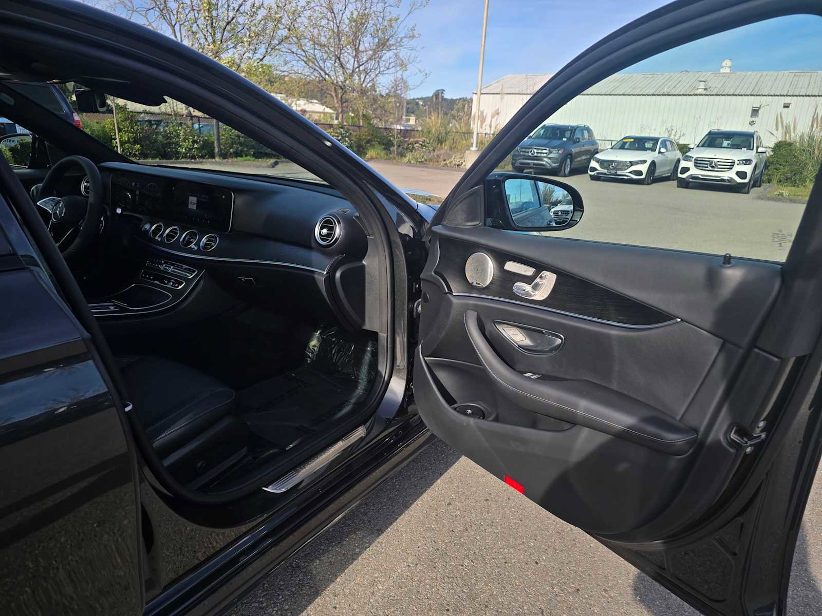 Used 2023 Mercedes-Benz E 450 4MATIC Sedan image 12
