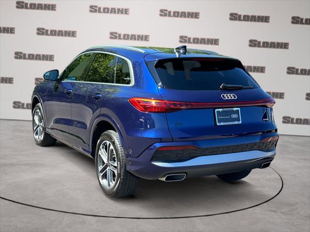 Certified 2025 Audi Q5 Premium w/ Convenience Package AWD/4WD image 3