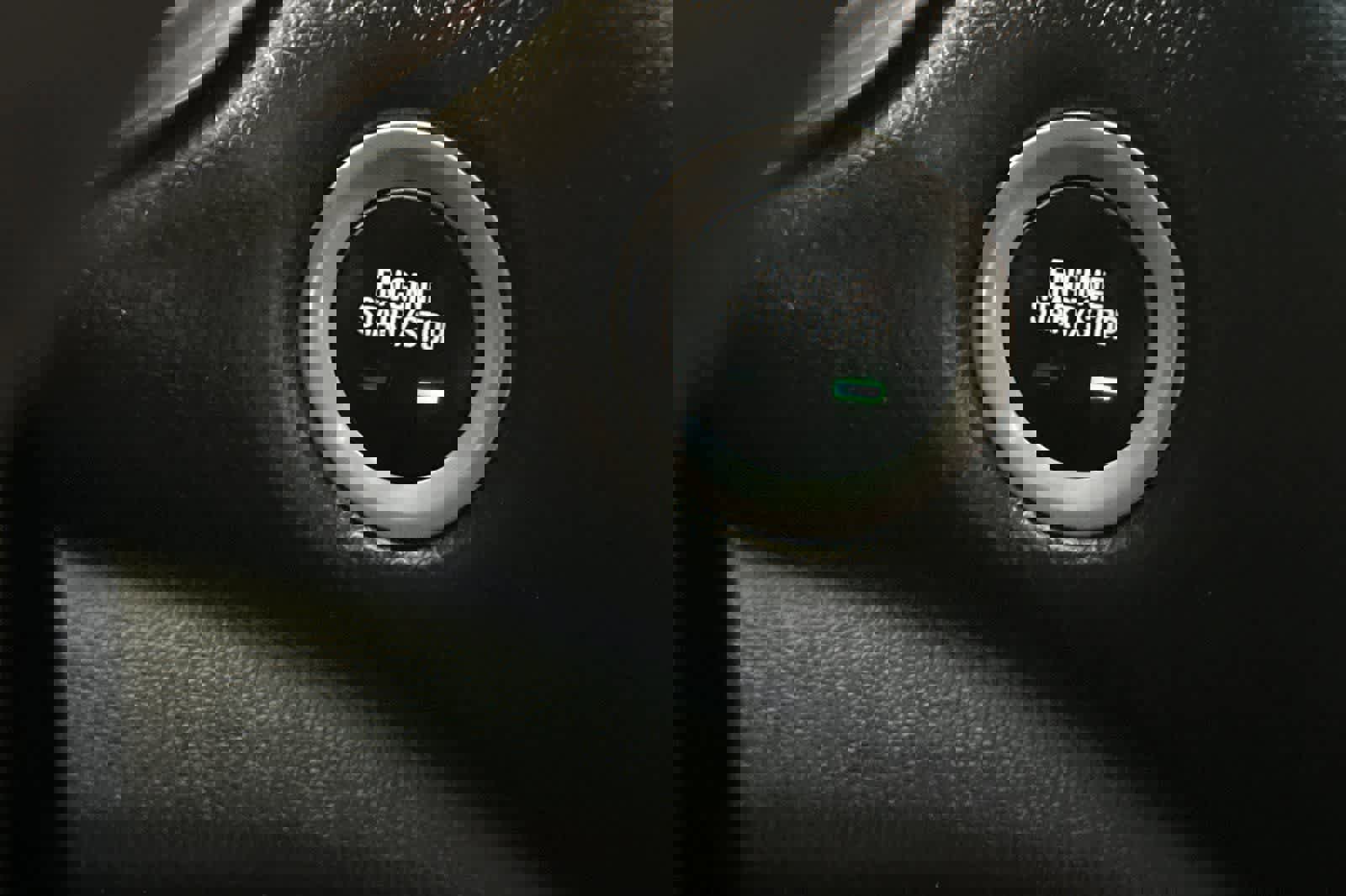 Used 2017 Chevrolet Malibu Premier image 28