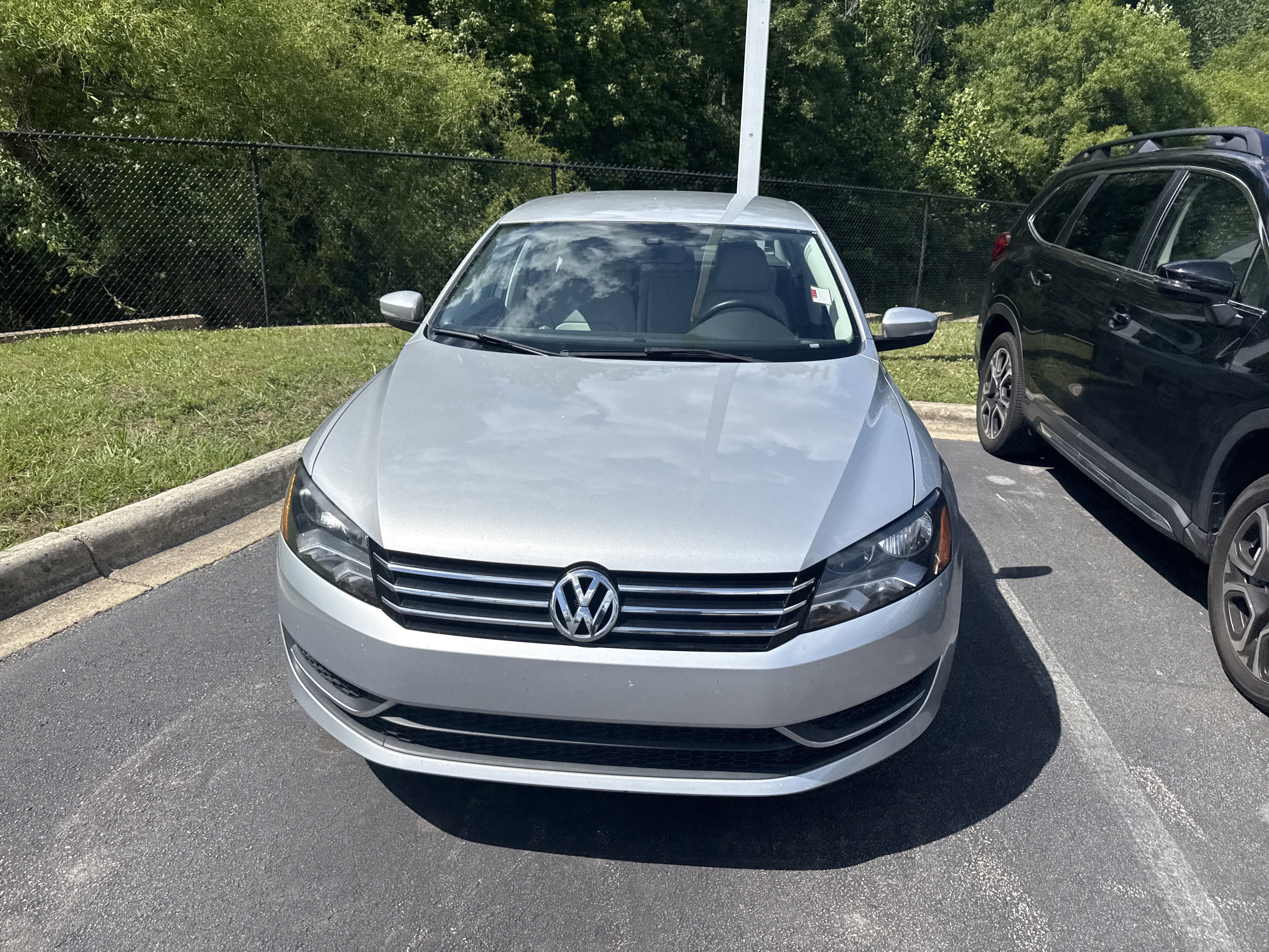 Used 2014 Volkswagen Passat 1.8T Wolfsburg Edition FWD image 3