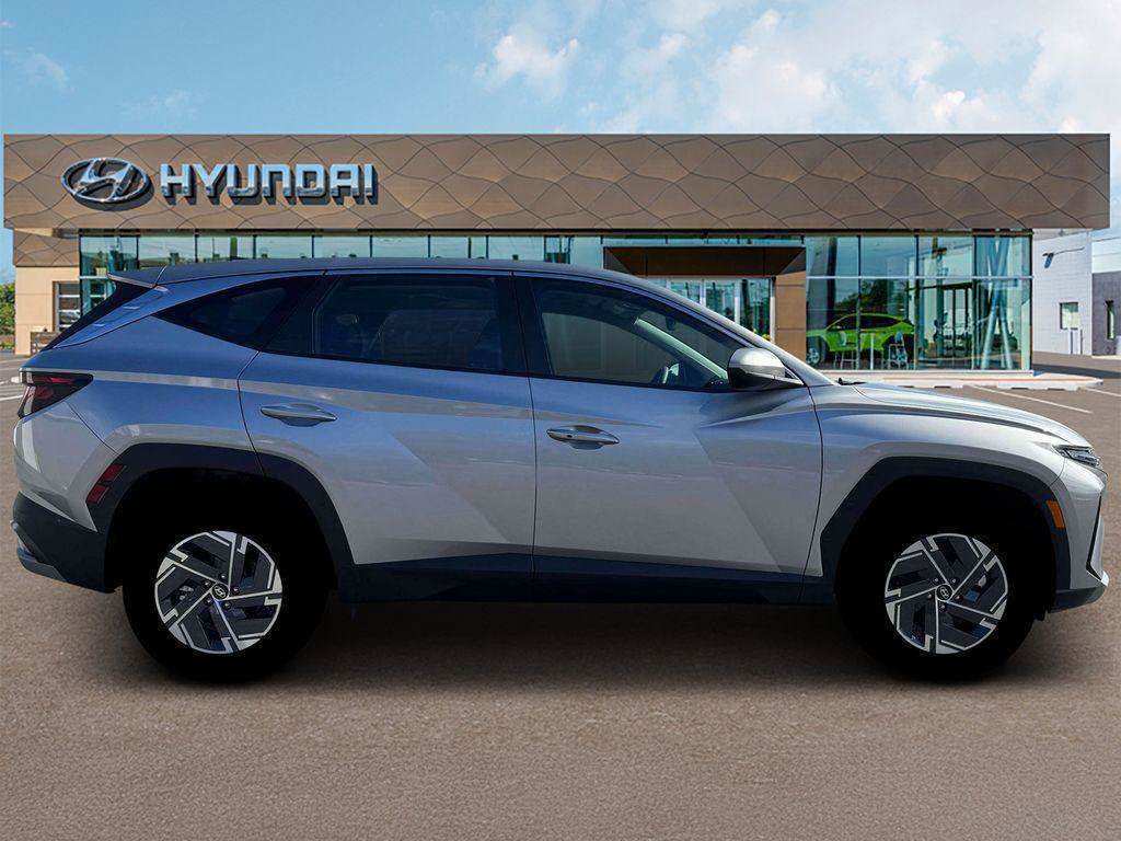 New 2026 Hyundai Tucson Blue SE AWD/4WD image 9