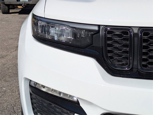 New 2025 Jeep Grand Cherokee Limited w/ Black Appearance Package image 10