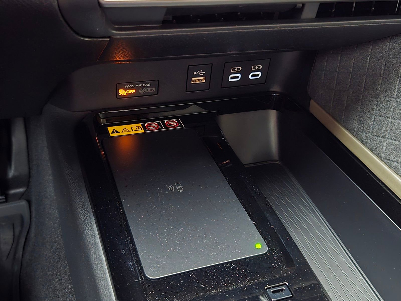 Certified 2026 Toyota Camry XLE w/ Premium Plus Package image 19