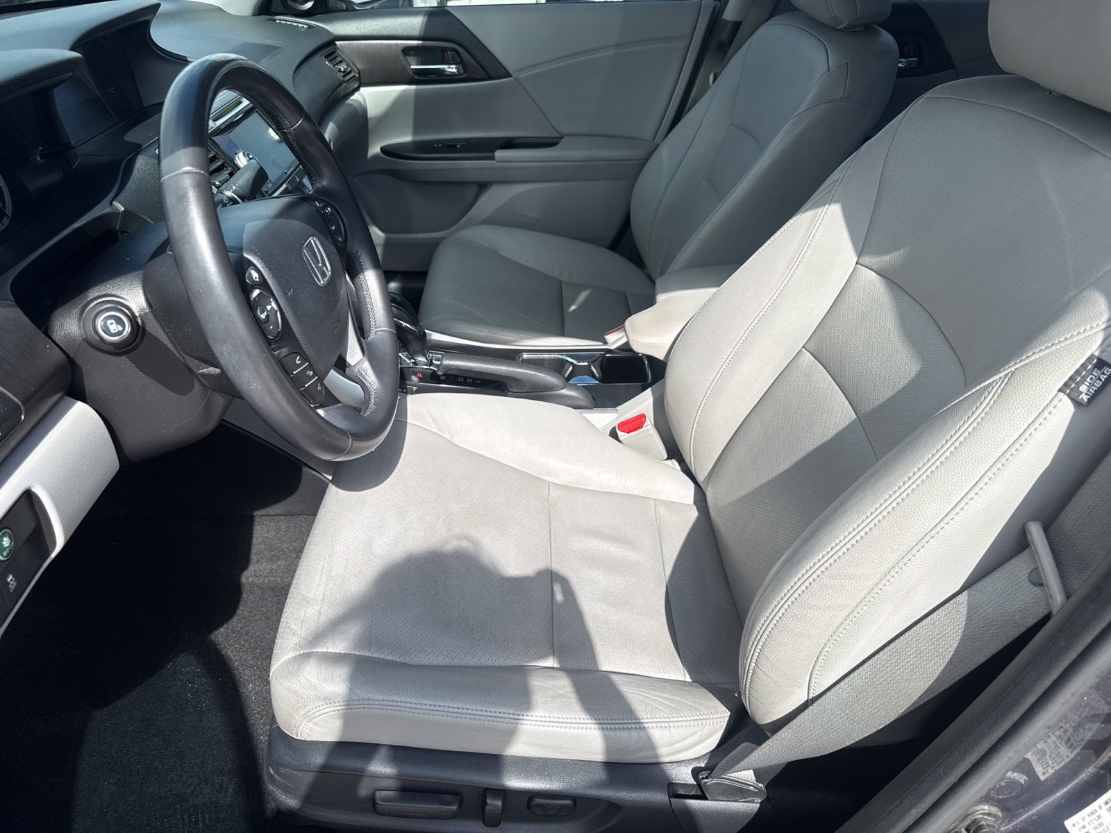 Used 2014 Honda Accord EX-L image 18