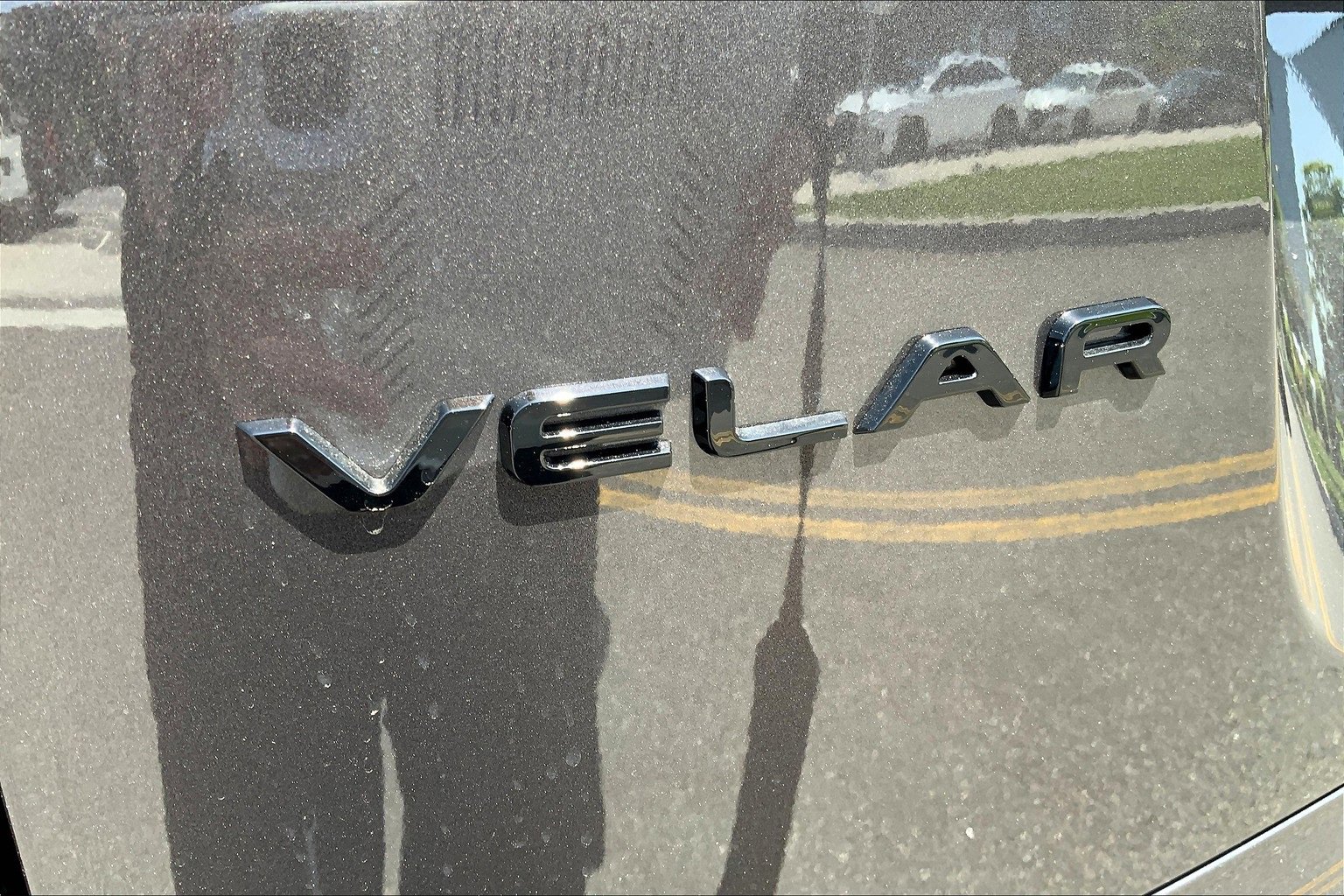 New 2026 Land Rover Range Rover Velar Dynamic SE image 15