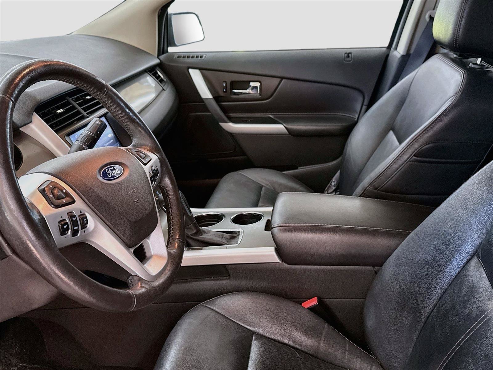 Used 2014 Ford Edge SEL w/ Equipment Group 205A AWD/4WD image 4