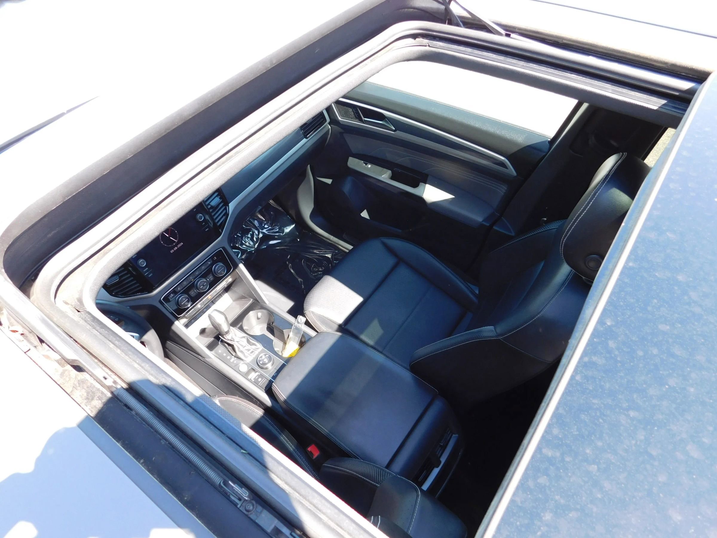 Used 2021 Volkswagen Atlas Cross Sport SEL AWD/4WD image 14