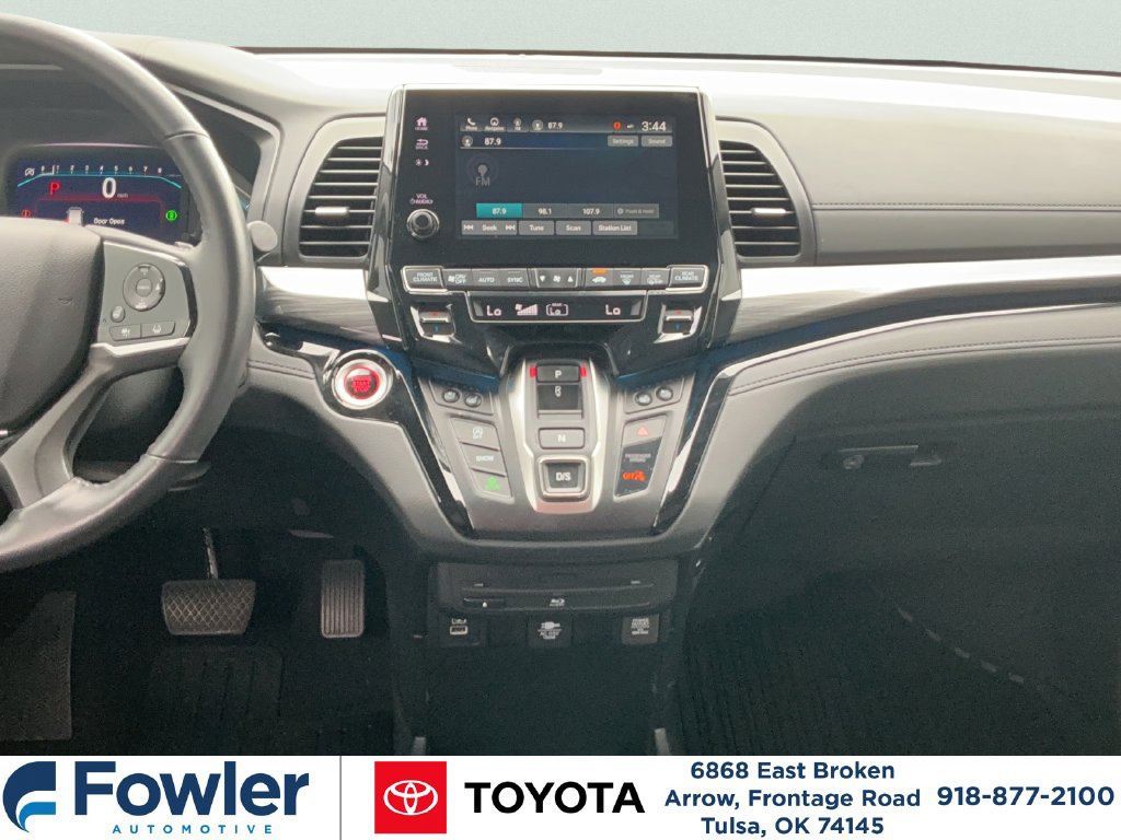 Used 2024 Honda Odyssey Elite image 14