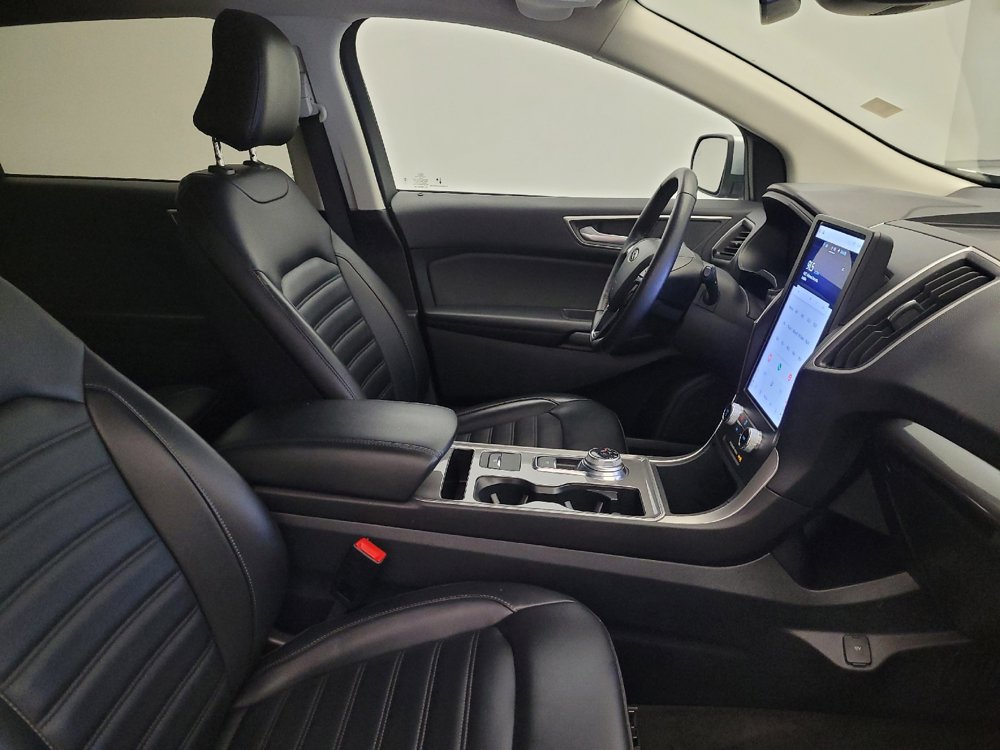 Used 2024 Ford Edge SEL image 21