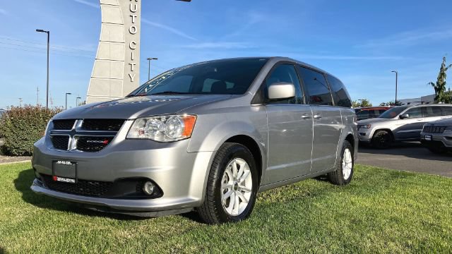 Used 2018 Dodge Grand Caravan SXT FWD image 6