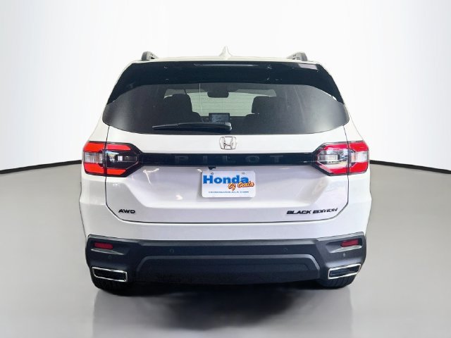 Used 2025 Honda Pilot Black Edition image 21