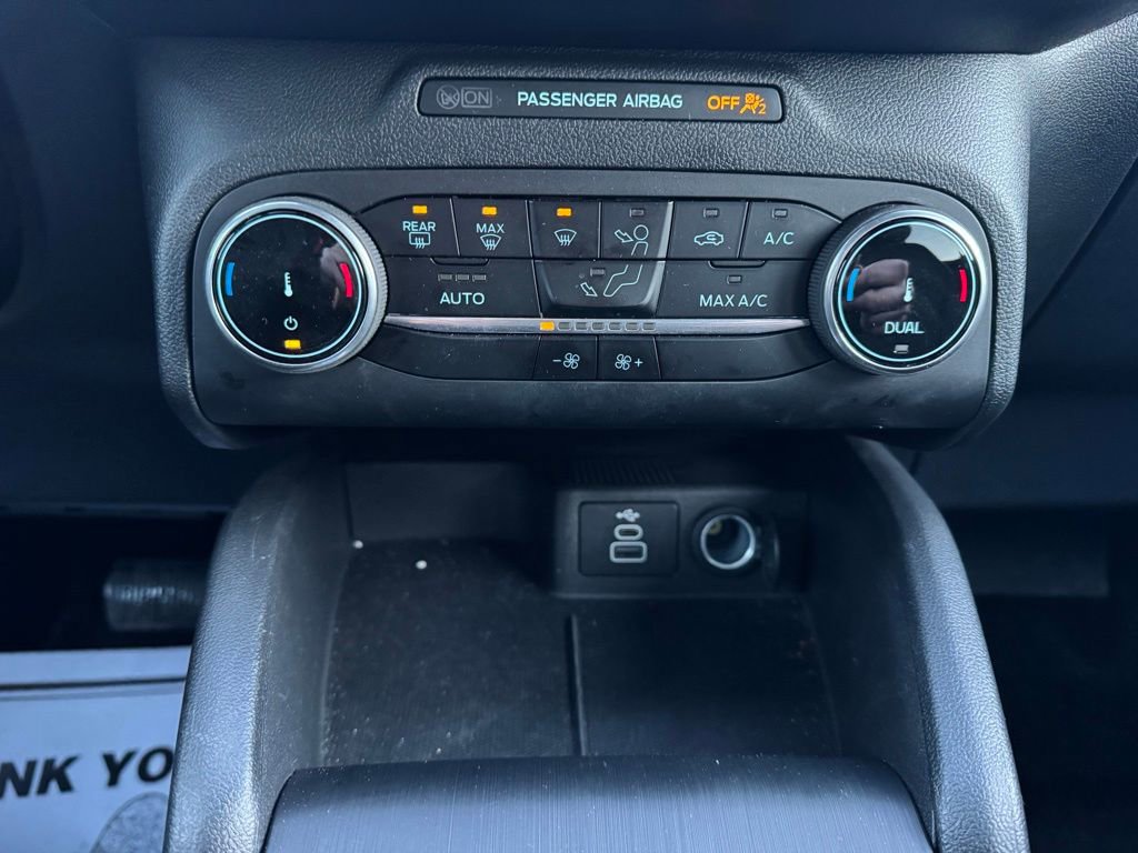 Used 2025 Ford Escape ST-Line image 19