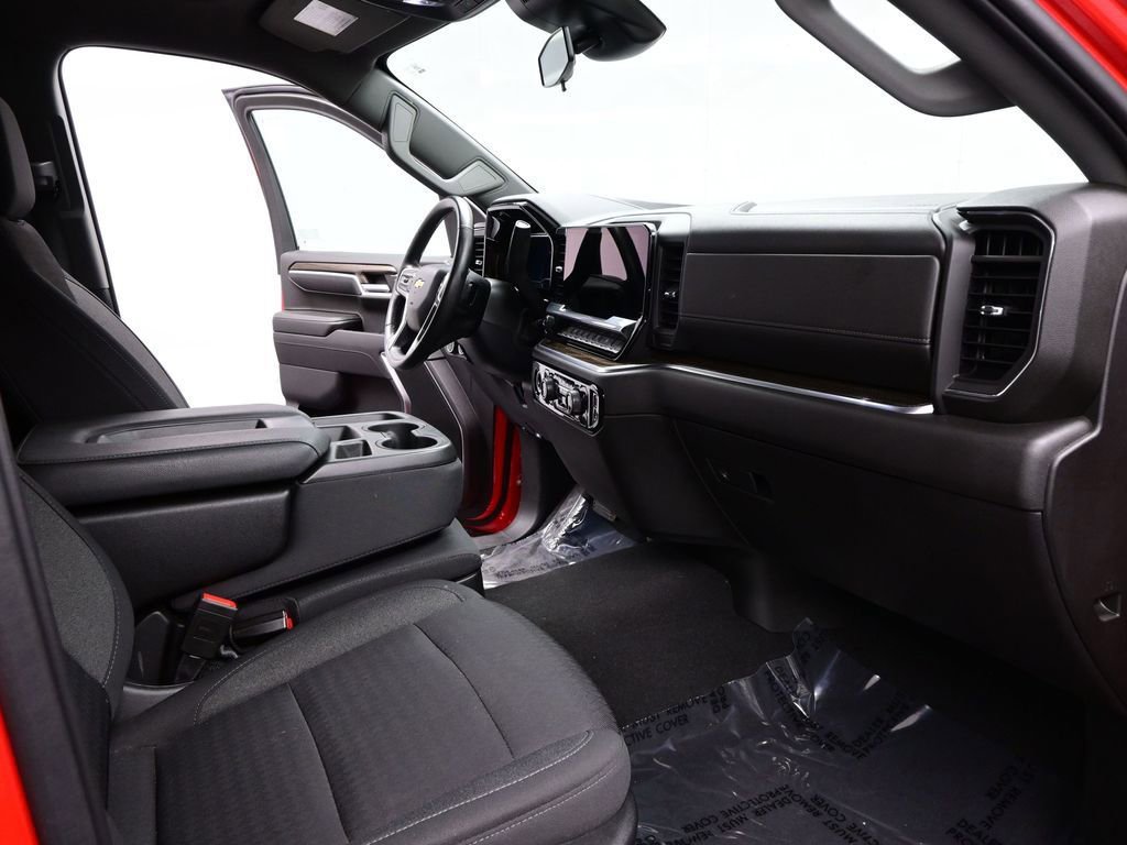 Used 2022 Chevrolet Silverado 1500 LT image 12
